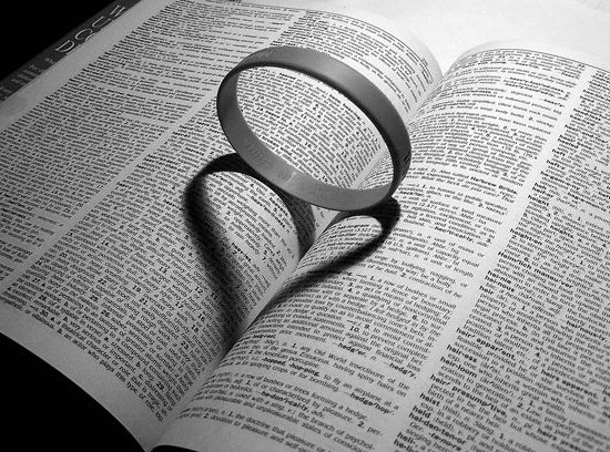 Φωτογραφίες που οι σκιές τους λένε μια άλλη ιστορία