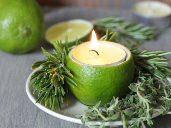 Υπέροχα κηροπήγια απο Κιτρα και Βότανα για να διακοσμήσετε το τραπέζι σας