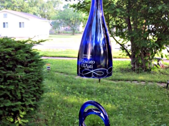 Ιδέες για να ανακυκλώσετε τα παλιά μπουκάλια κρασιού σας