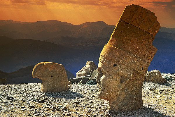 Εσείς πόσα από αυτά τα 10 υπέροχα παράξενα μέρη ξέρατε ότι υπάρχουν